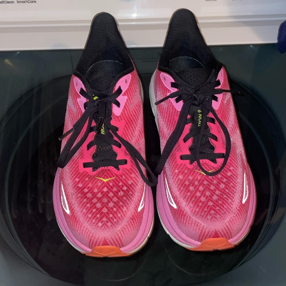 Hoka Clifton 9